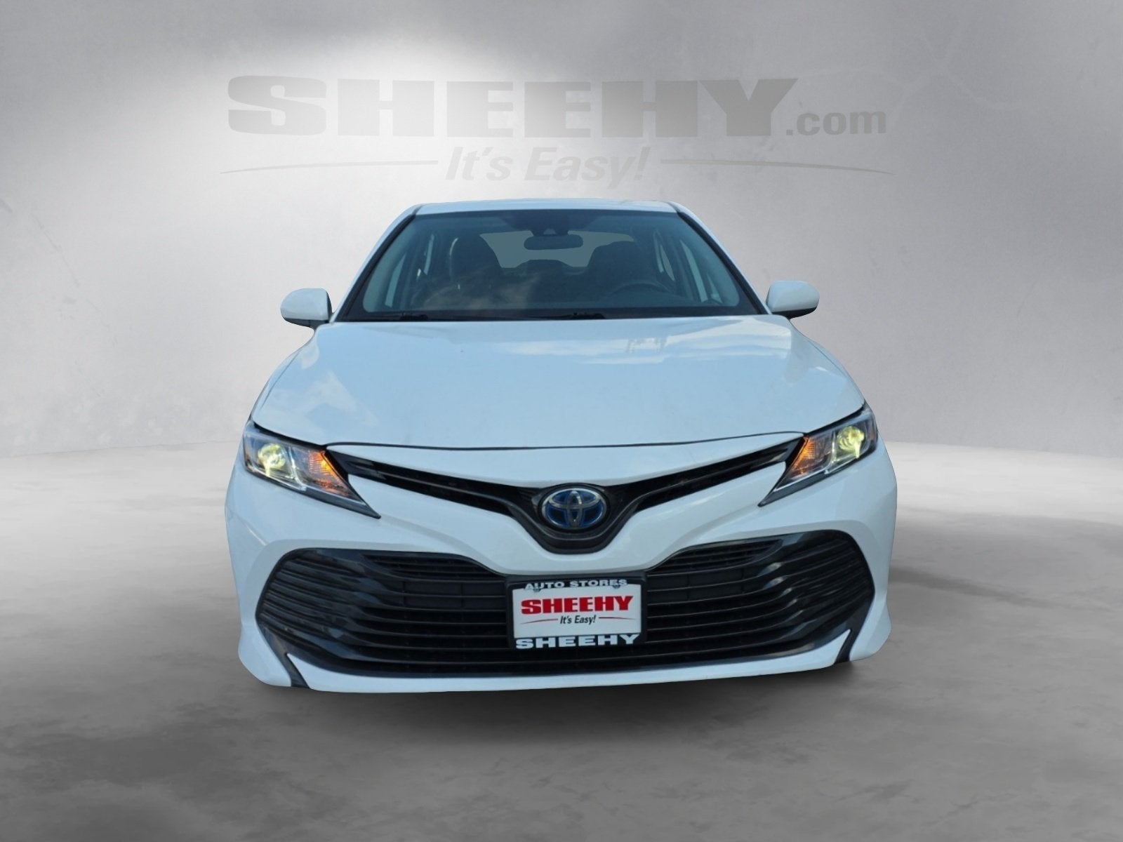 2020 Toyota Camry Hybrid LE