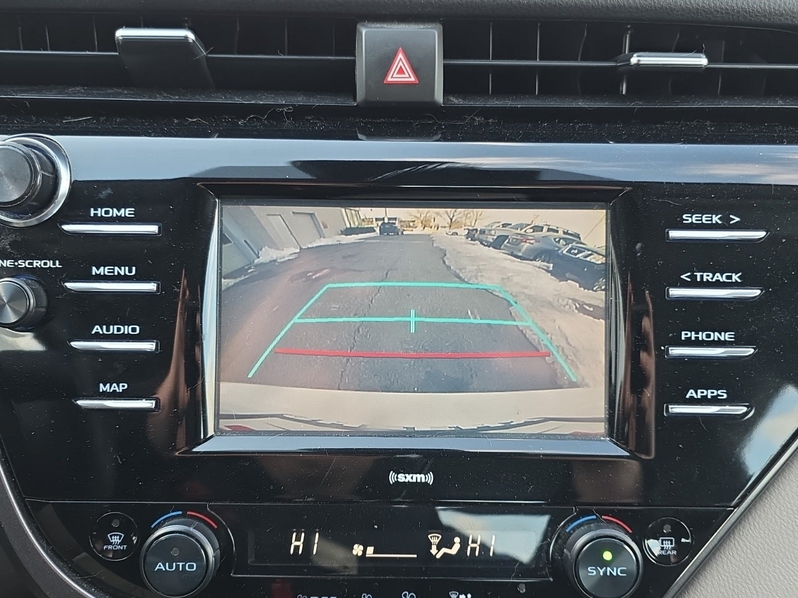 2020 Toyota Camry Hybrid LE