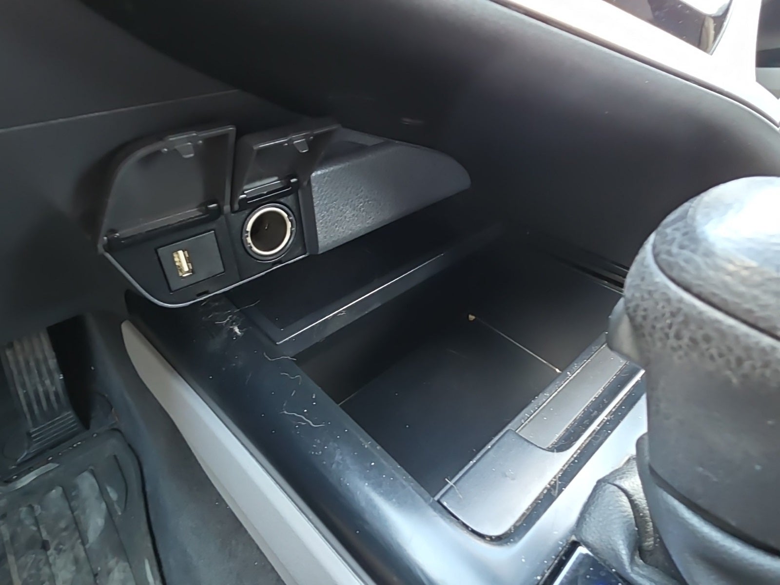 2020 Toyota Camry Hybrid LE