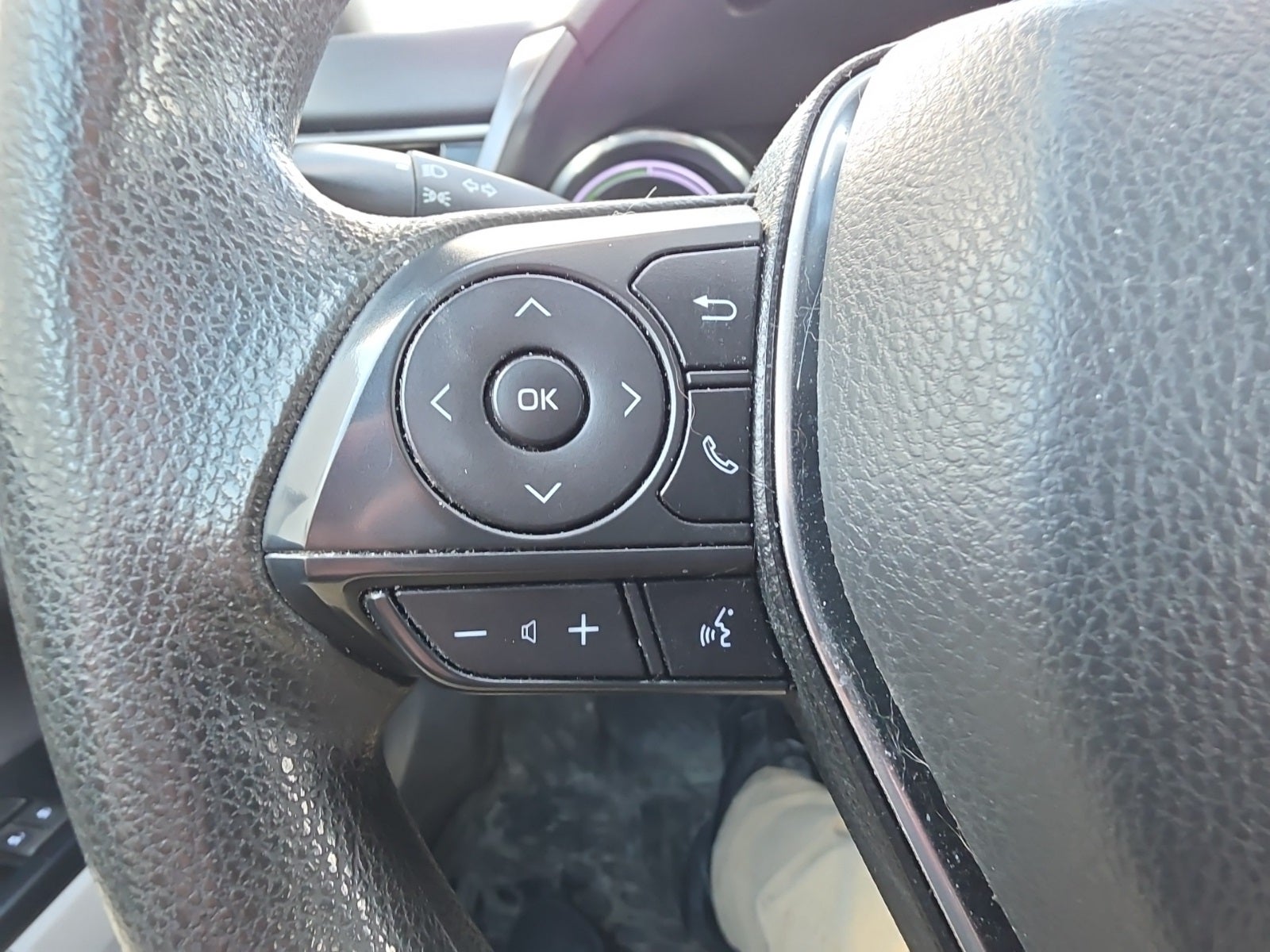 2020 Toyota Camry Hybrid LE