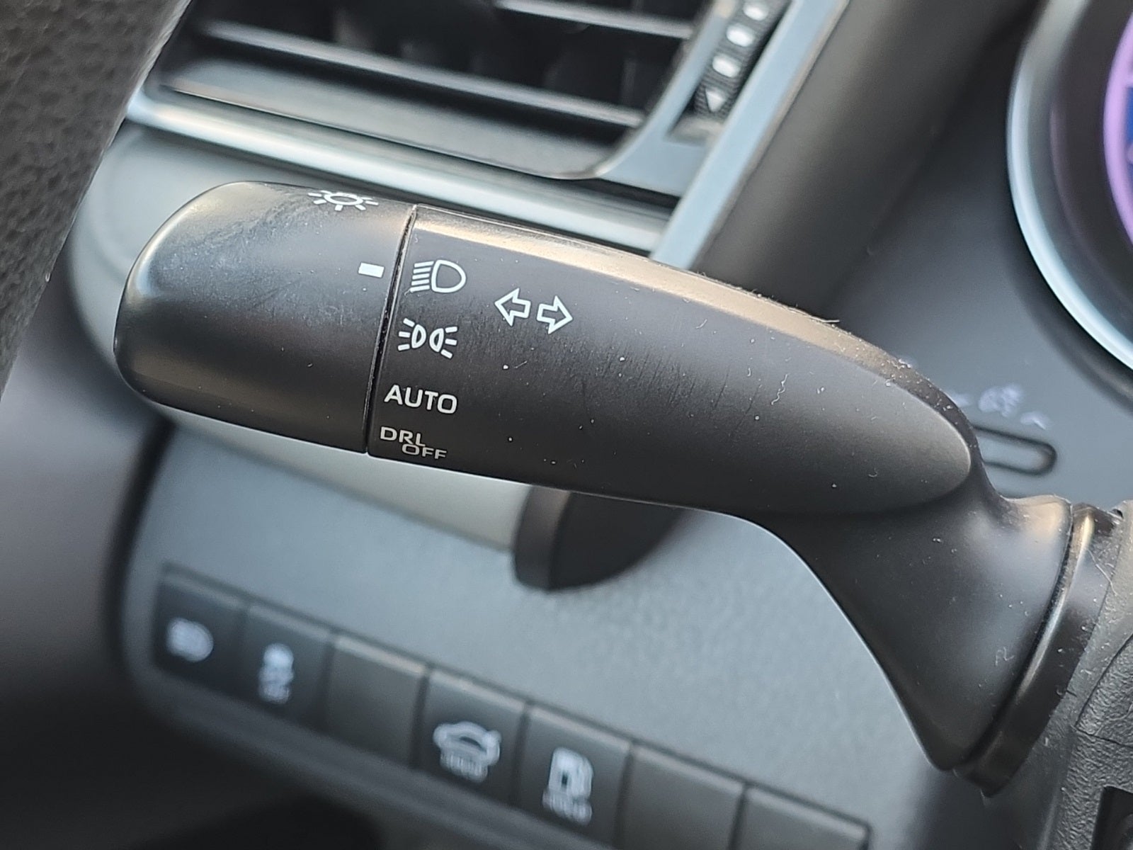 2020 Toyota Camry Hybrid LE