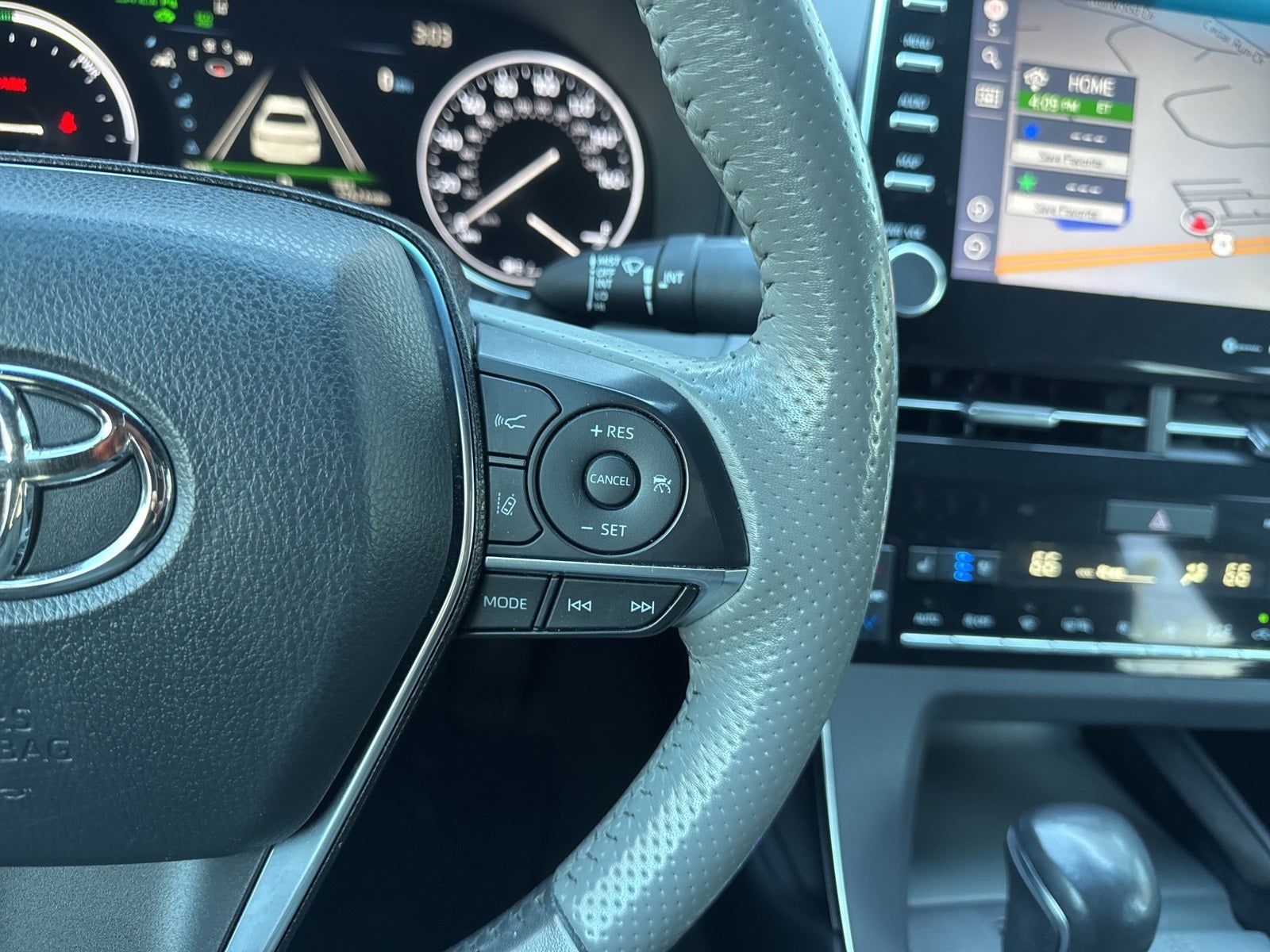 2021 Toyota Avalon Hybrid Limited