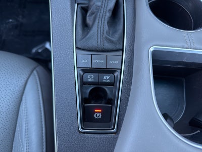 2021 Toyota Avalon Hybrid Limited