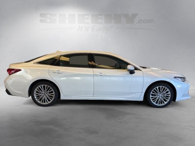 2022 Toyota Avalon Hybrid Limited