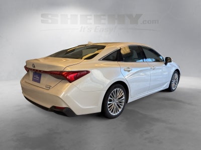 2022 Toyota Avalon Hybrid Limited