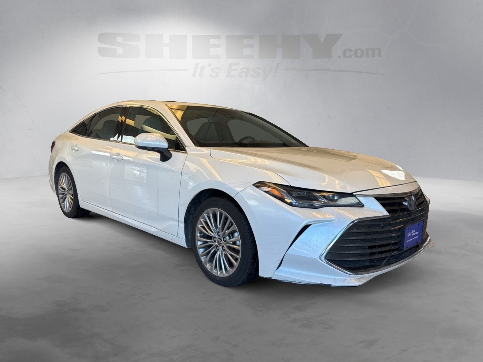 2022 Toyota Avalon Hybrid Limited
