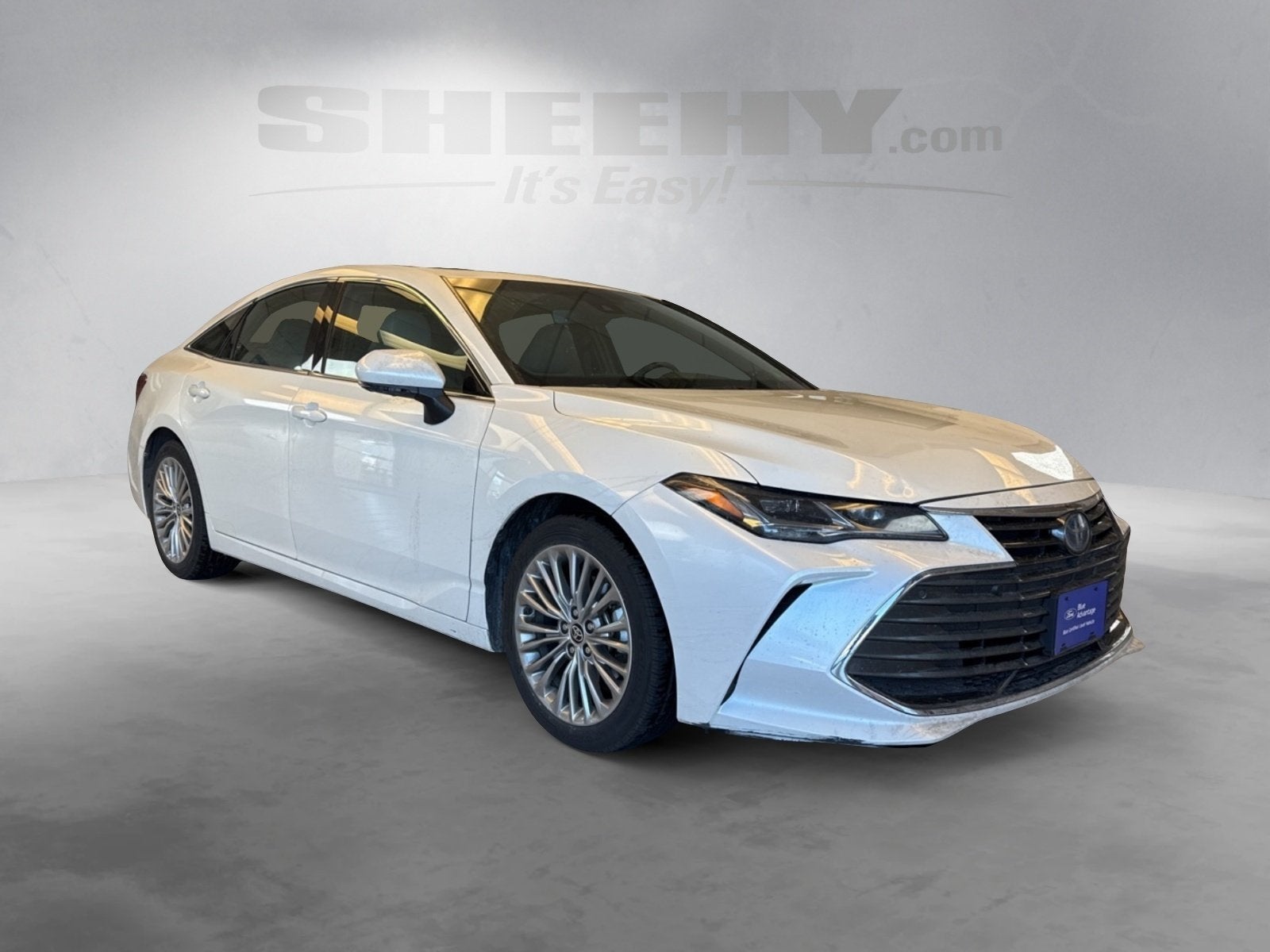 2022 Toyota Avalon Hybrid Limited