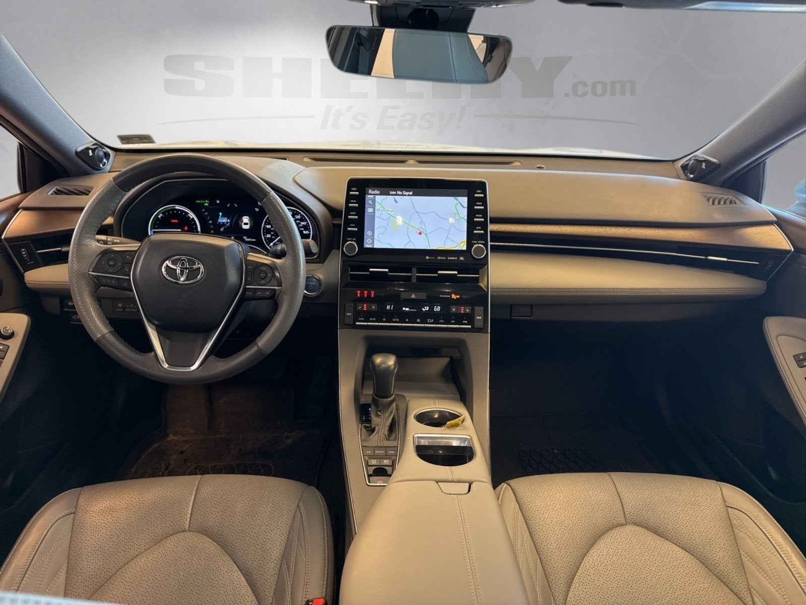 2022 Toyota Avalon Hybrid Limited