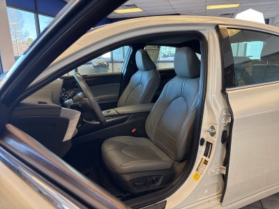 2022 Toyota Avalon Hybrid Limited