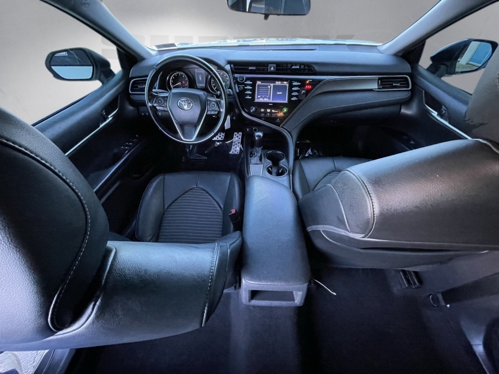 2020 Toyota Camry SE Nightshade