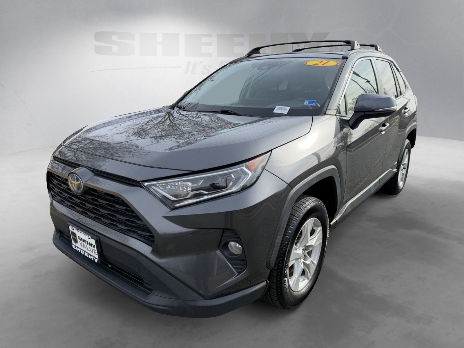 2021 Toyota RAV4 Hybrid XLE