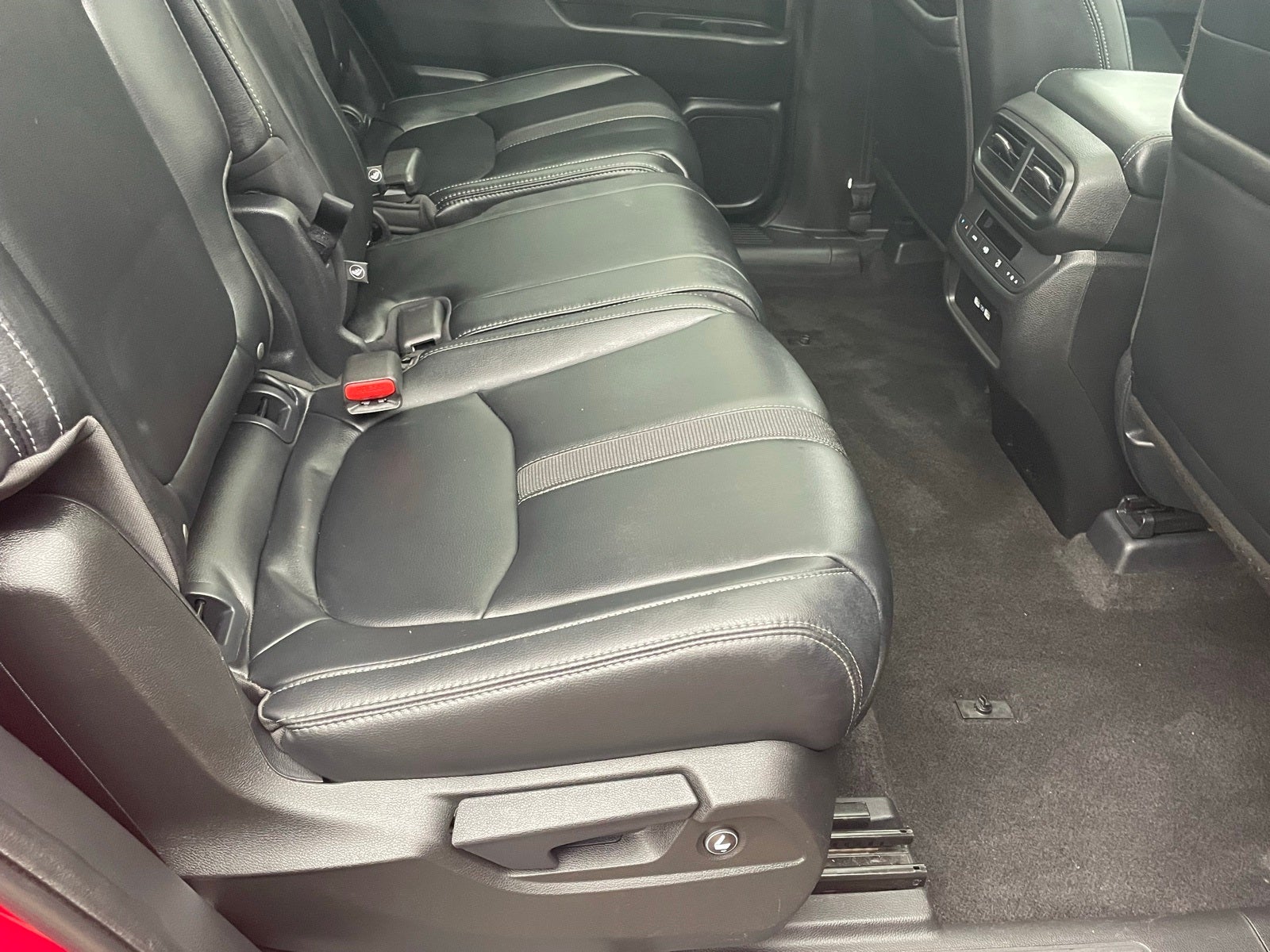 2023 Honda Pilot Touring 8 Passenger