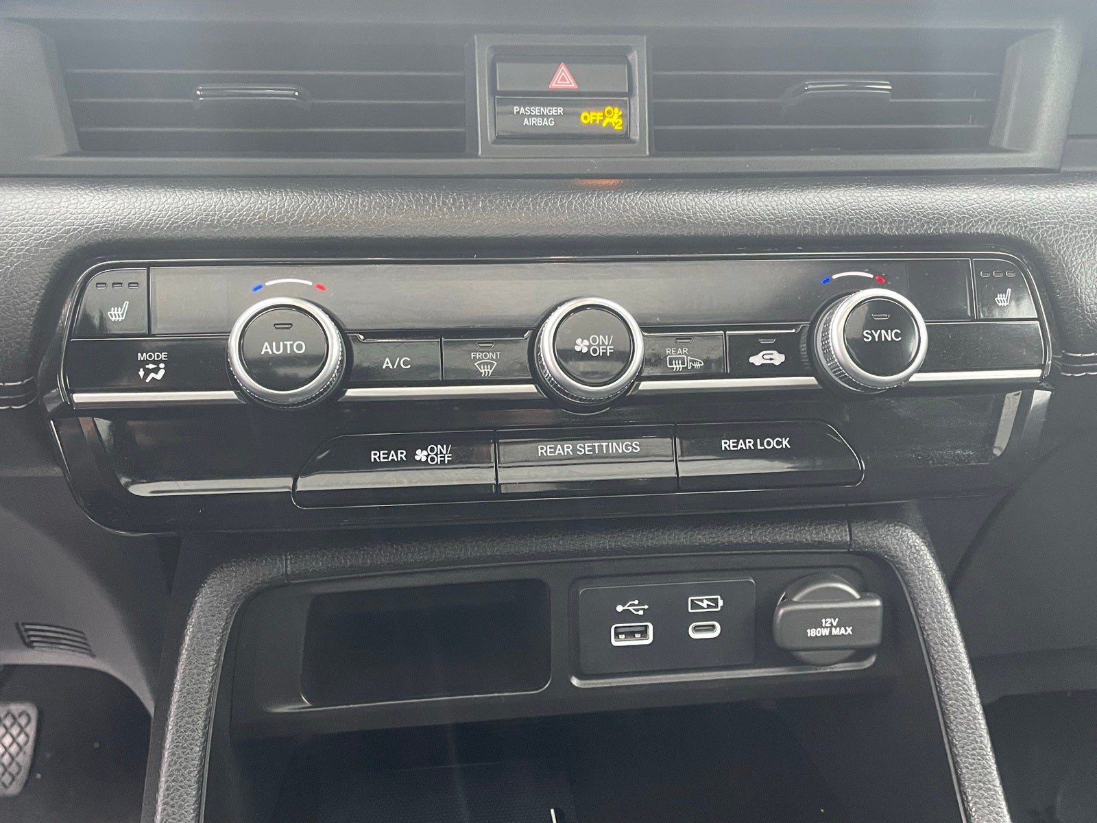 2023 Honda Pilot Touring 8 Passenger