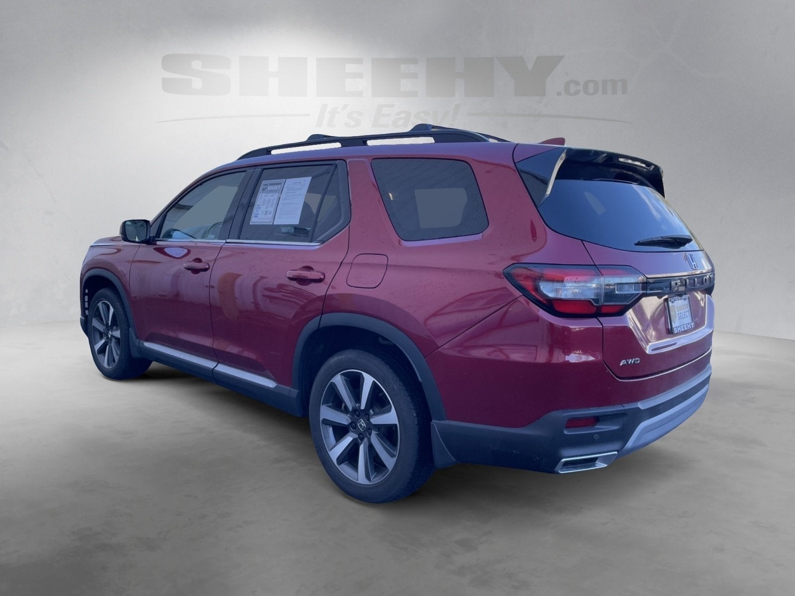 2023 Honda Pilot Touring 8 Passenger