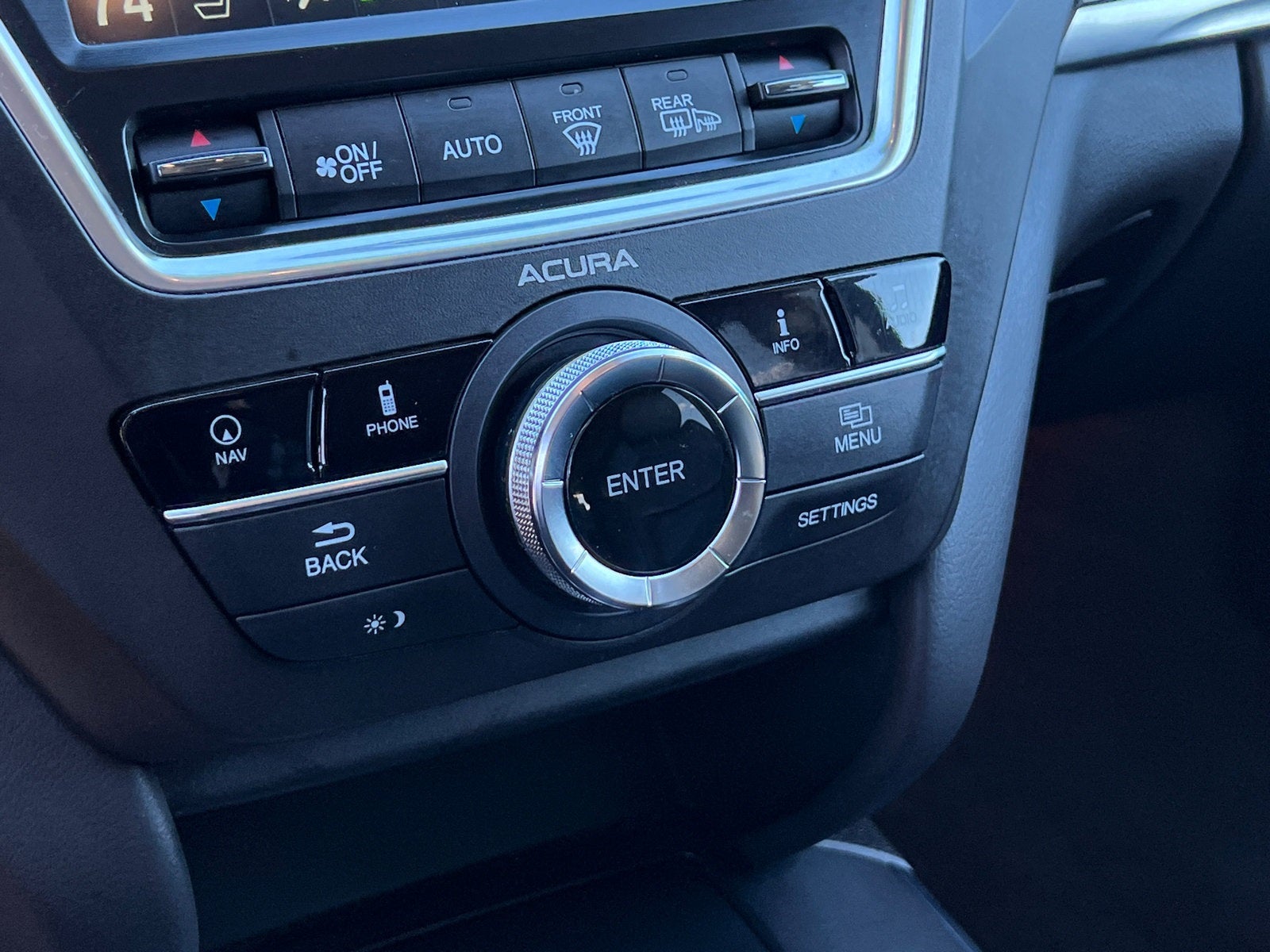 2016 Acura MDX 3.5L SH-AWD w/Technology Package