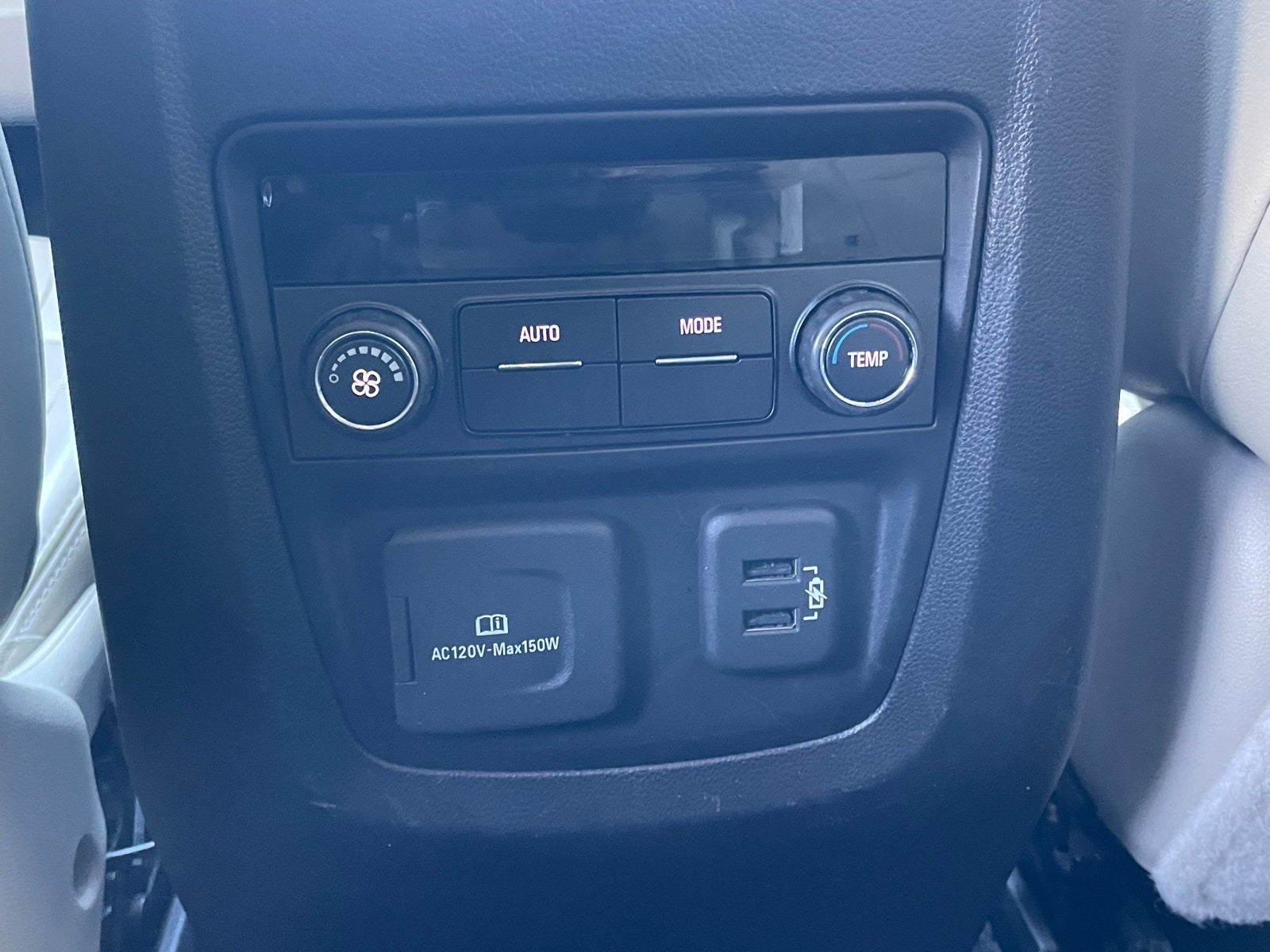 2019 Buick Enclave Essence