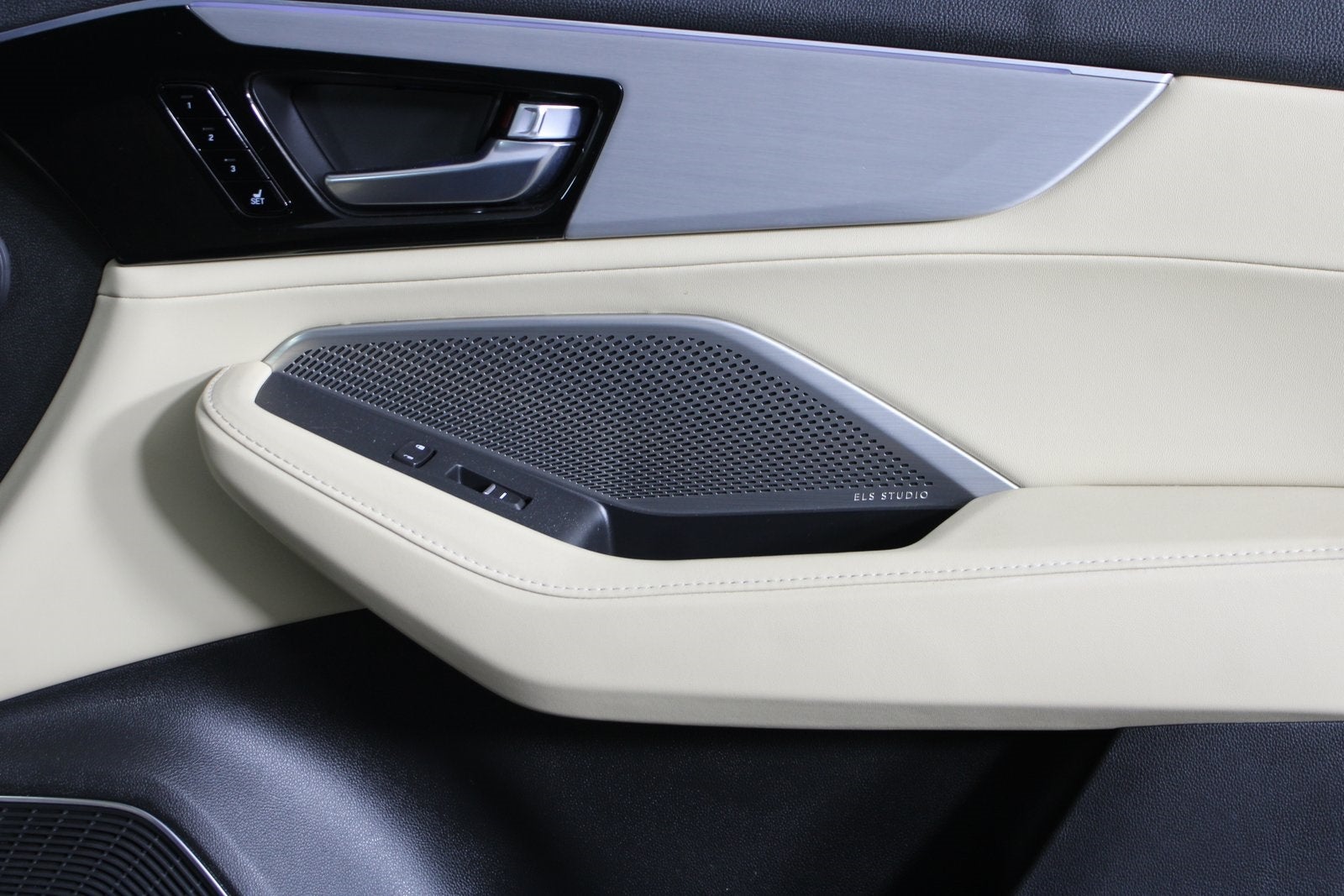 2023 Acura MDX Technology SH-AWD