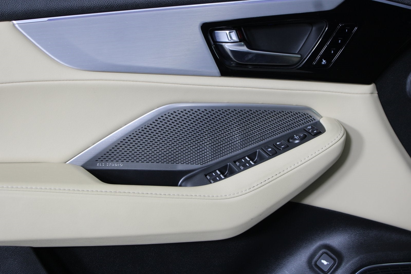 2023 Acura MDX Technology SH-AWD