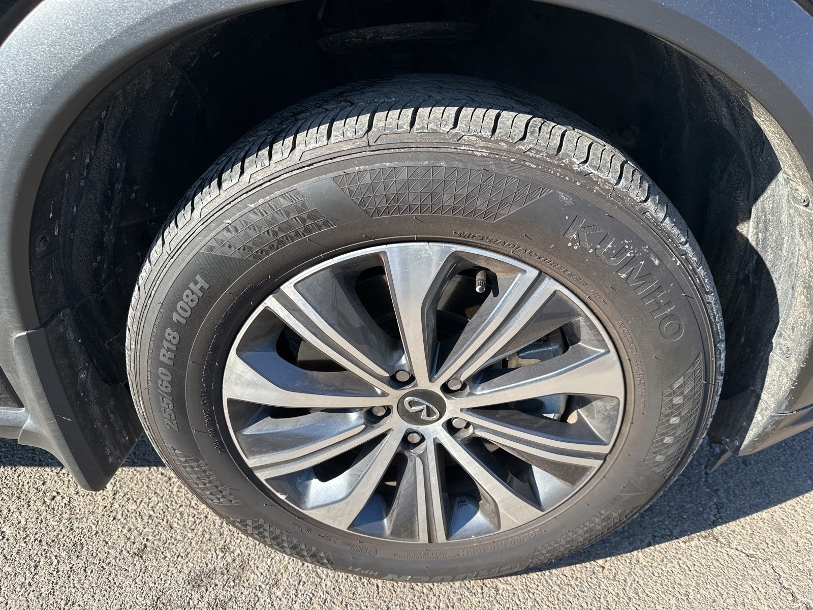 2025 INFINITI QX60 PURE