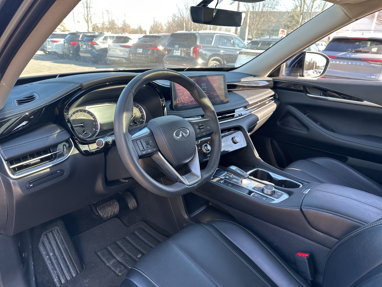 2025 INFINITI QX60 PURE