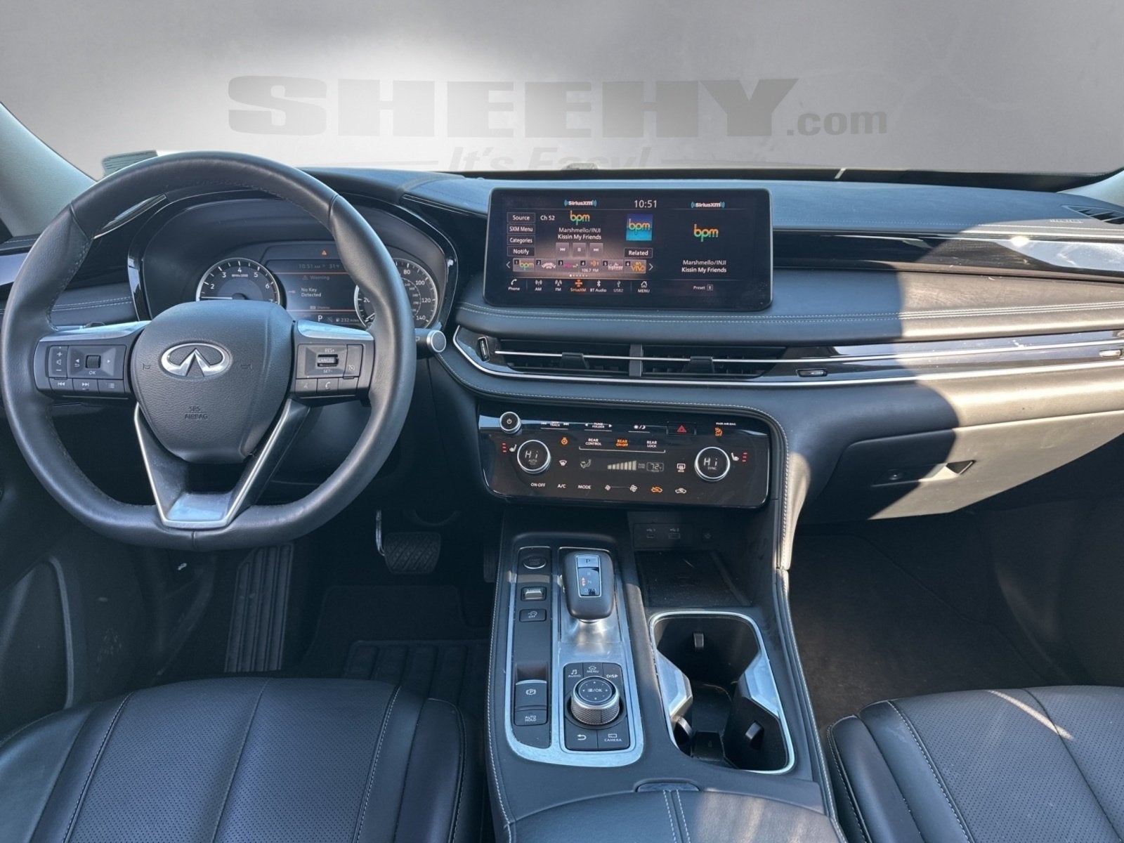 2025 INFINITI QX60 PURE