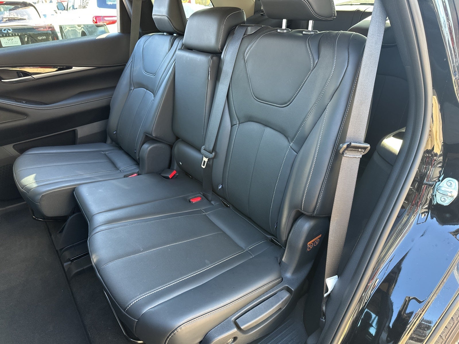 2025 INFINITI QX60 PURE