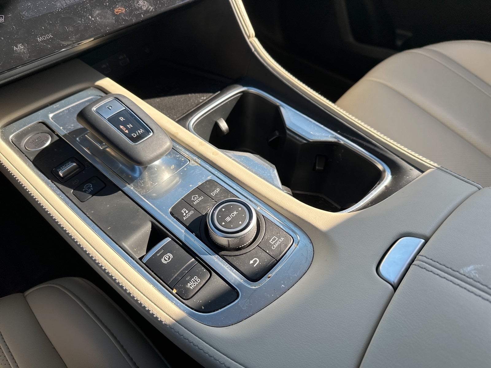 2025 INFINITI QX60 PURE