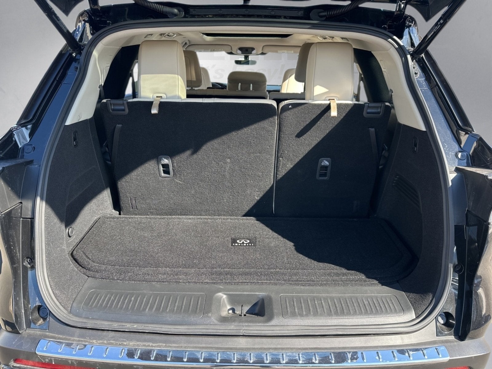 2025 INFINITI QX60 PURE