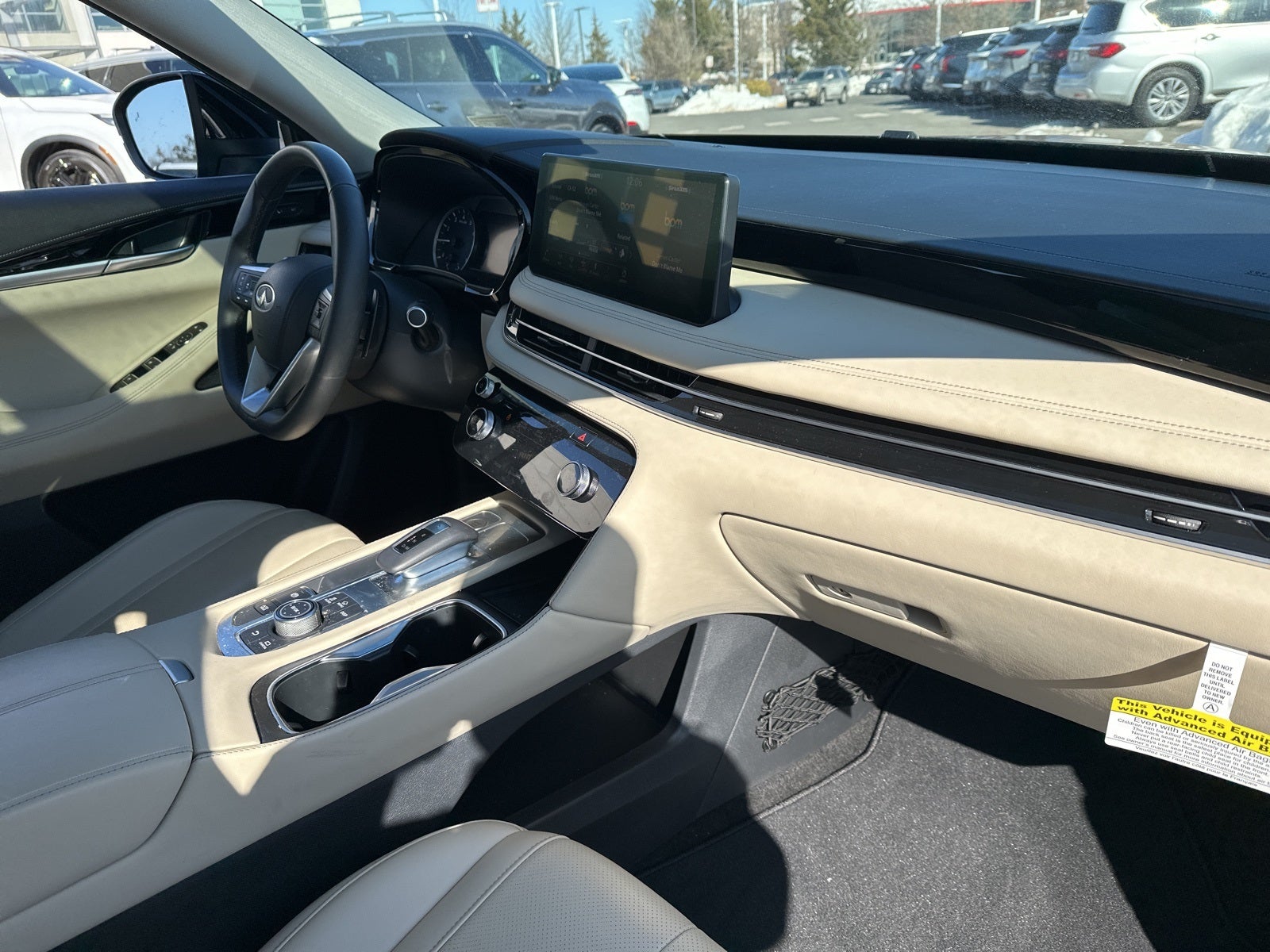 2025 INFINITI QX60 PURE