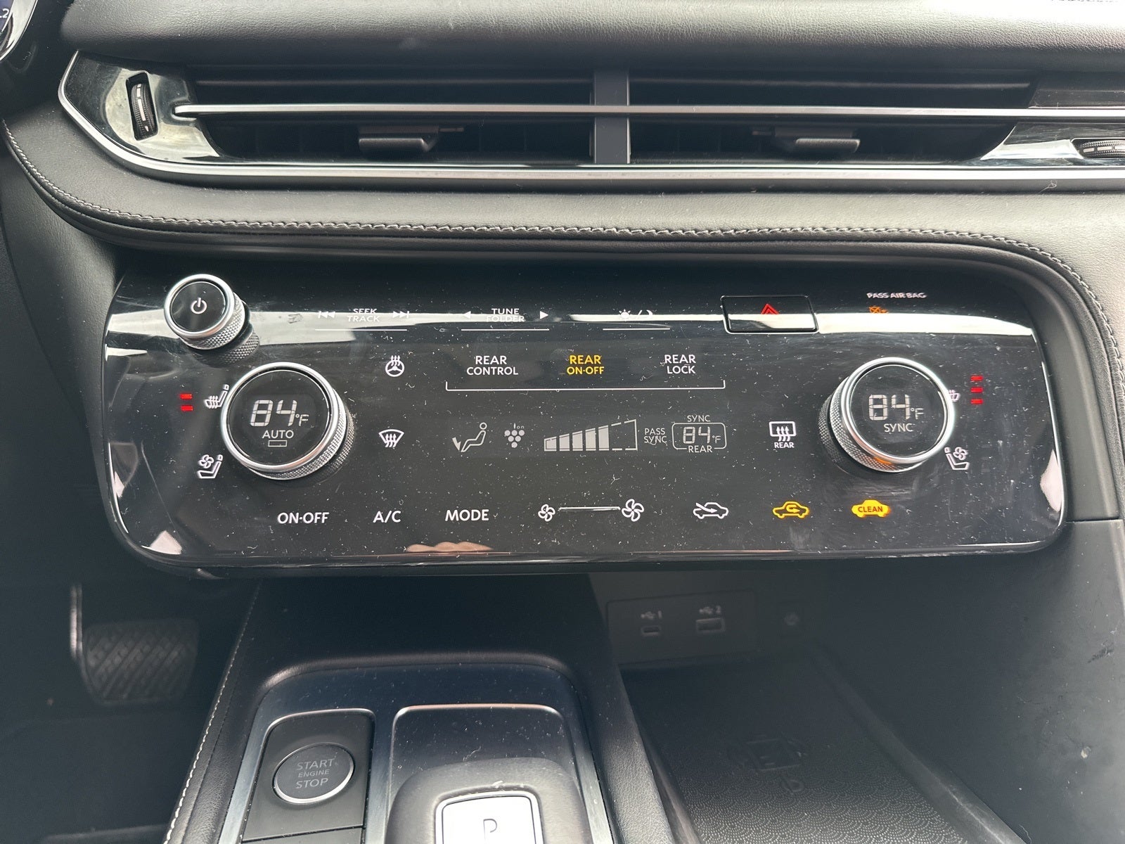 2025 INFINITI QX60 Sensory