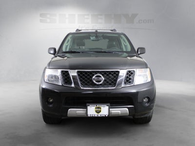 2010 Nissan Pathfinder LE