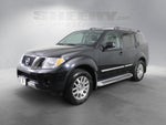 2010 Nissan Pathfinder LE