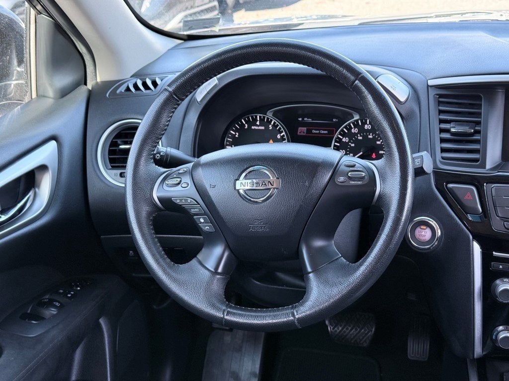 2013 Nissan Pathfinder SV