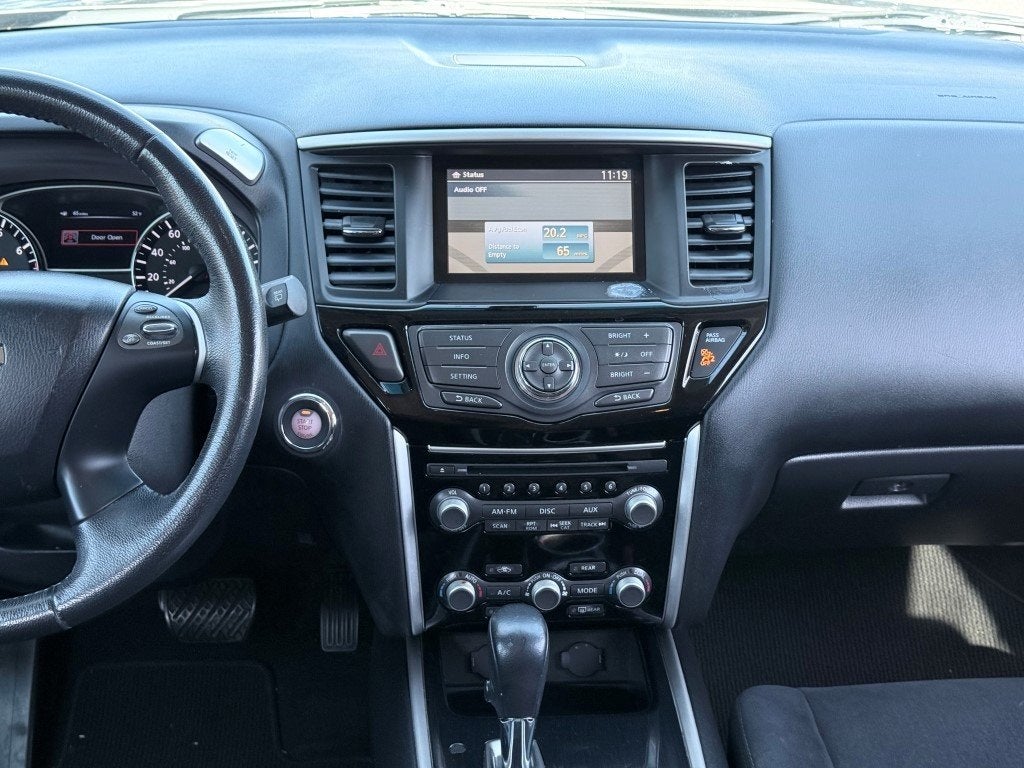 2013 Nissan Pathfinder SV