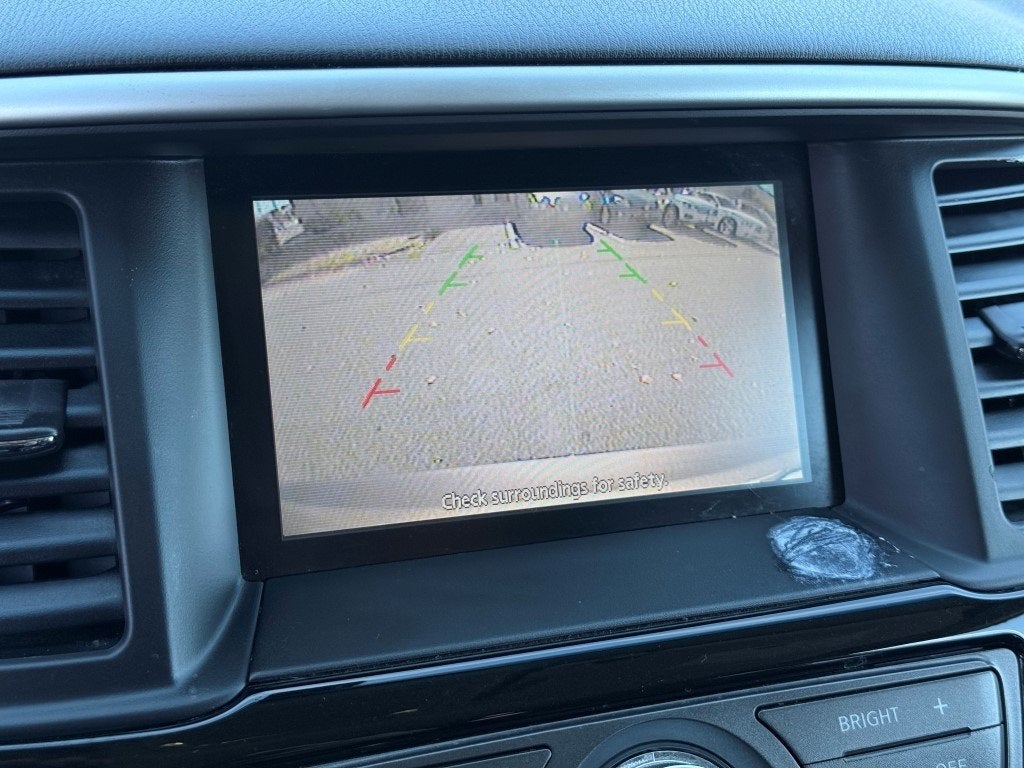 2013 Nissan Pathfinder SV