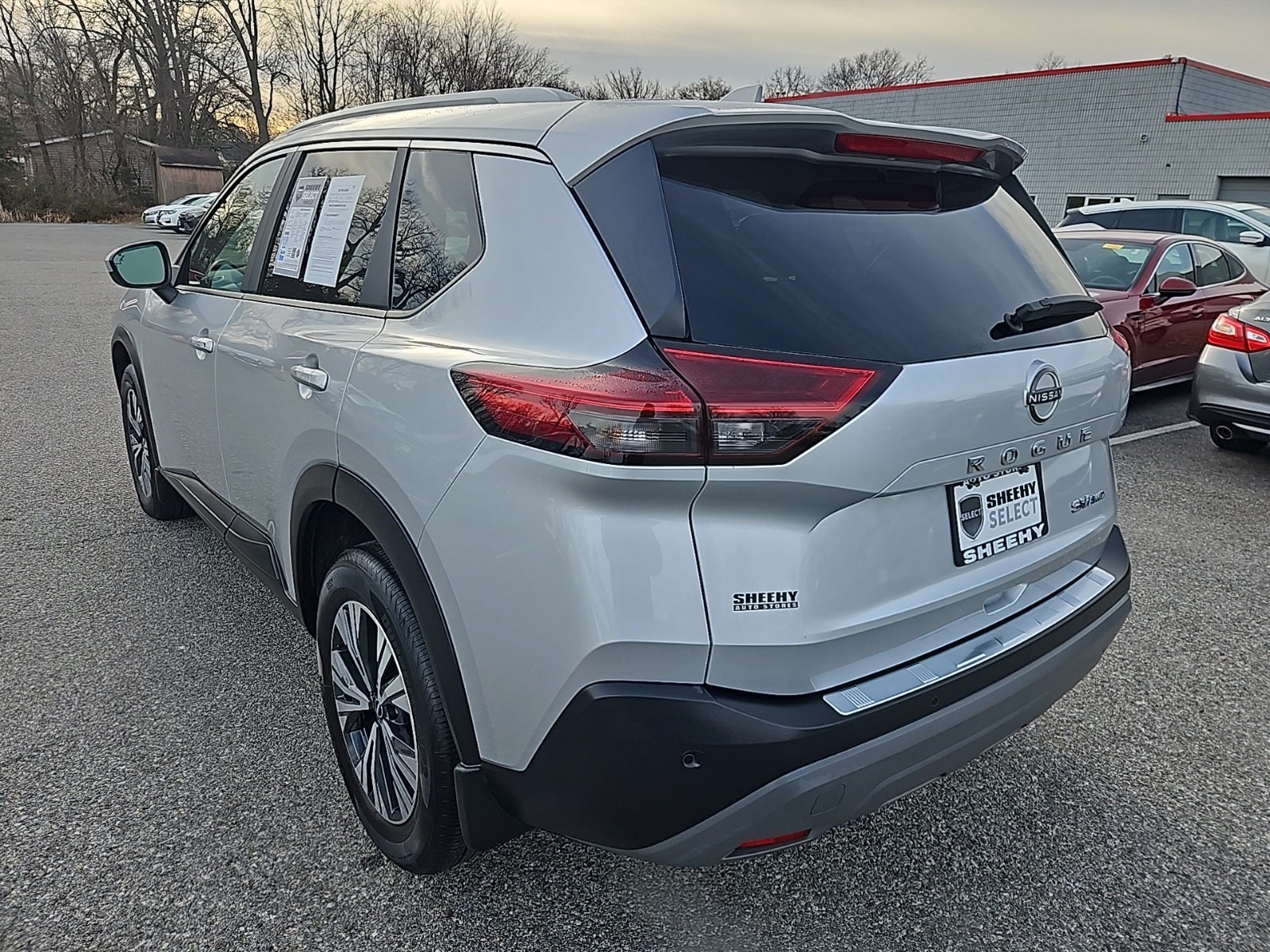 2023 Nissan Rogue SV