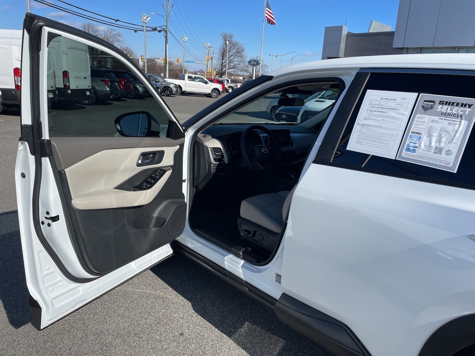 2025 Nissan Rogue SV