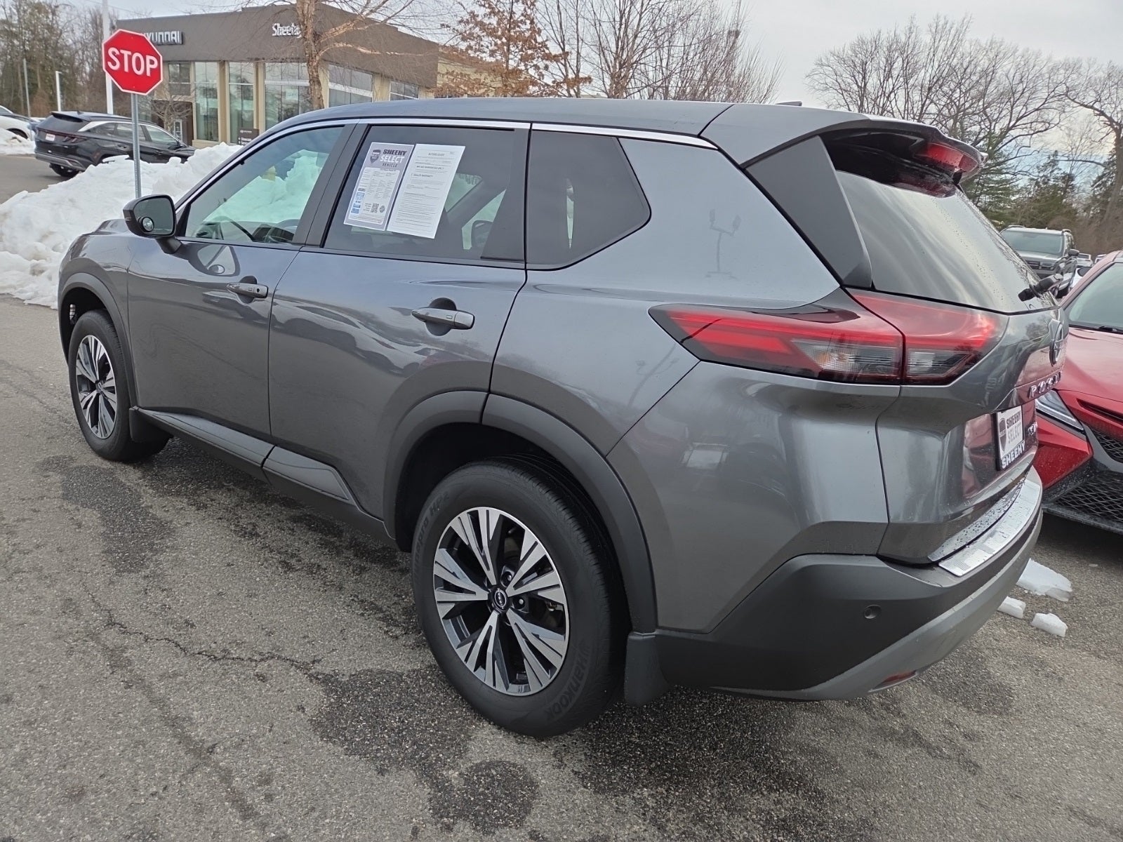 2022 Nissan Rogue SV