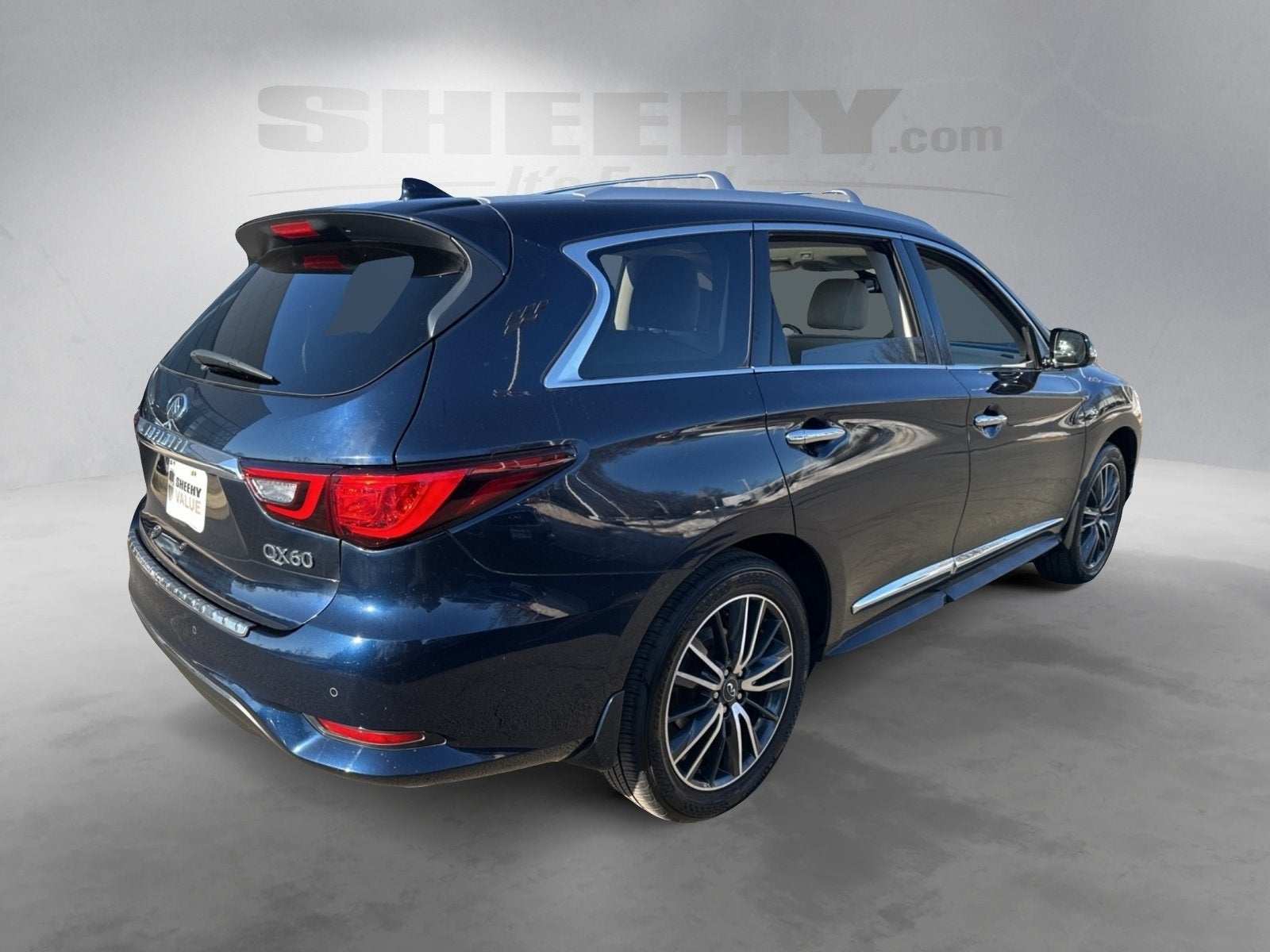2019 INFINITI QX60 LUXE