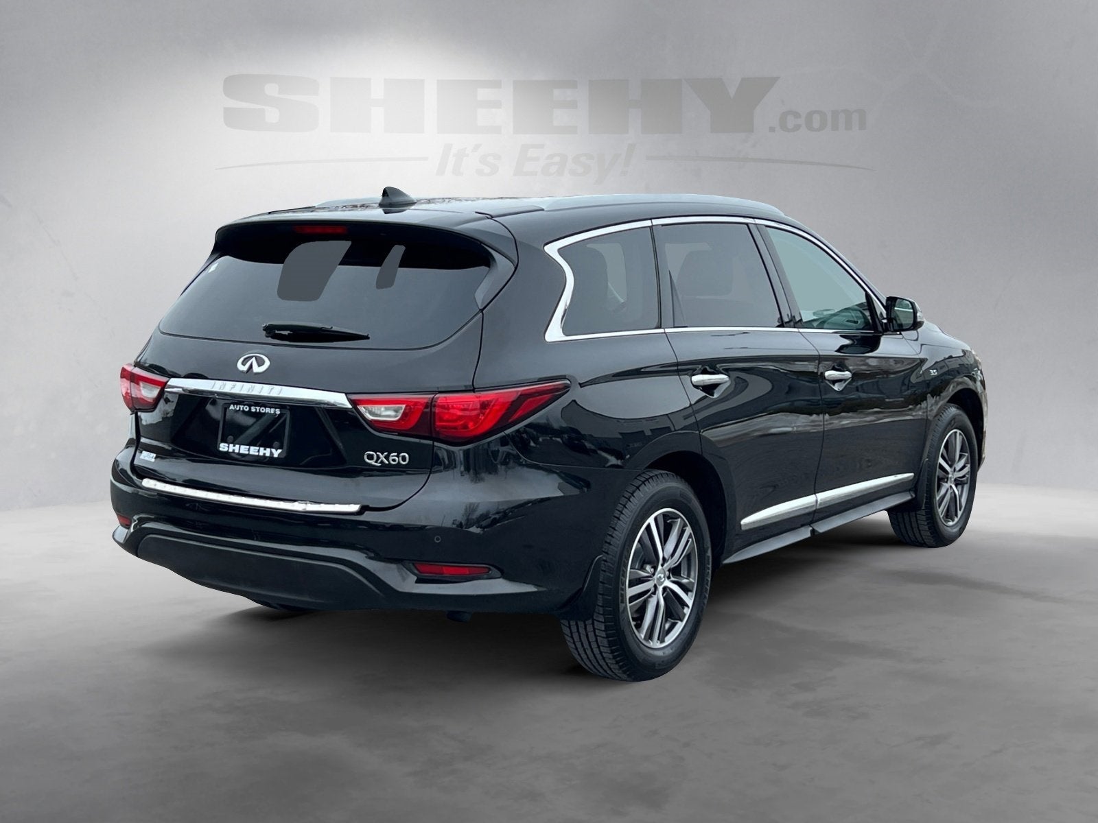 2017 INFINITI QX60 Base