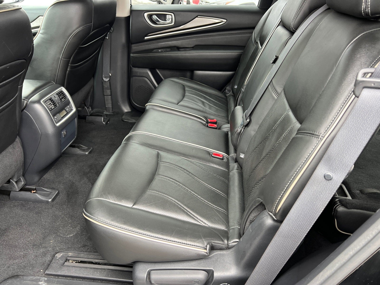 2017 INFINITI QX60 Base