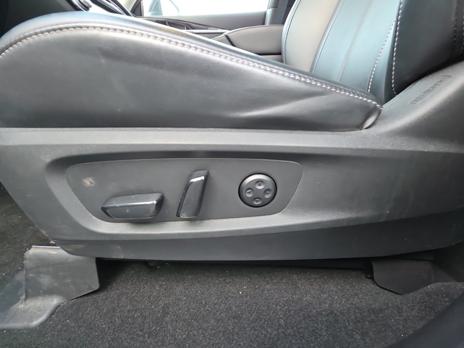 2023 INFINITI QX60 PURE