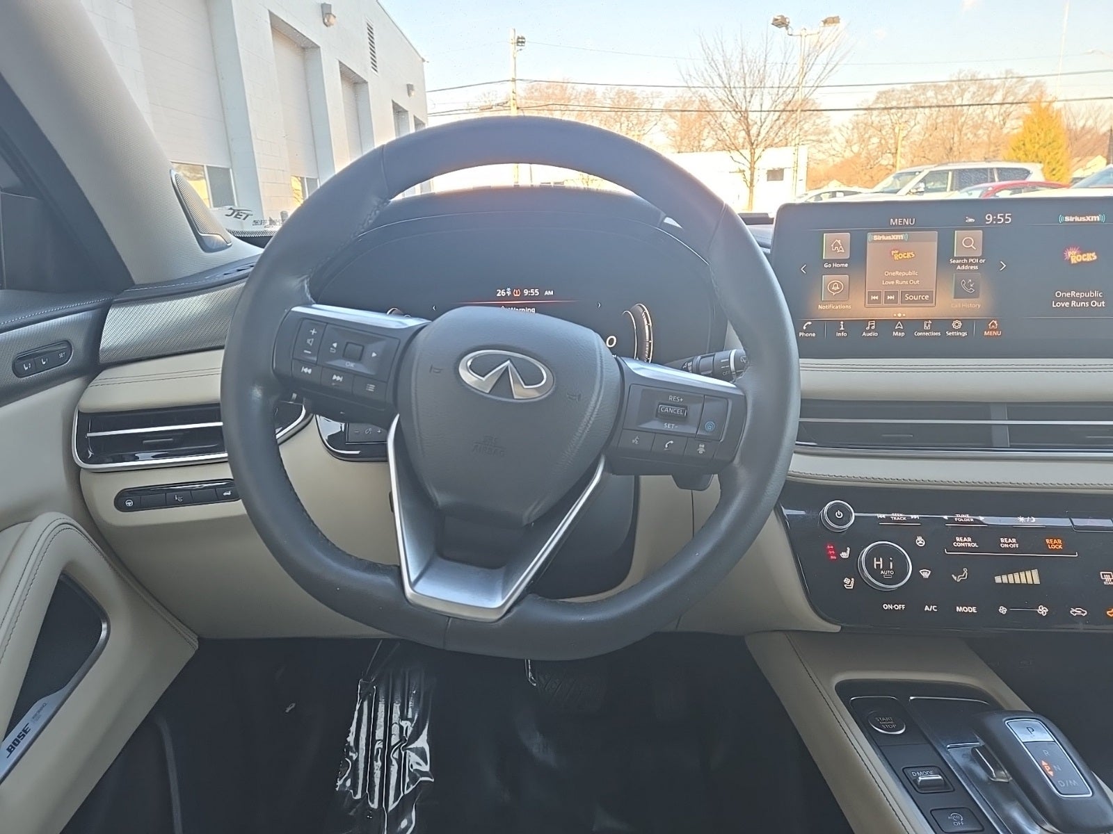 2023 INFINITI QX60 LUXE