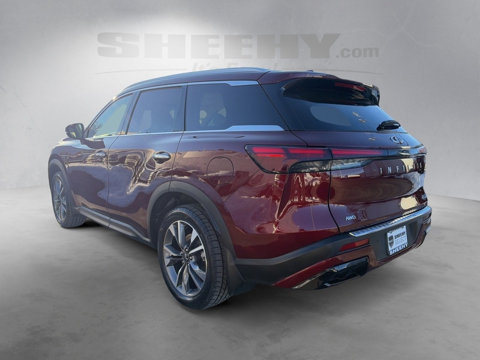 2023 INFINITI QX60 LUXE