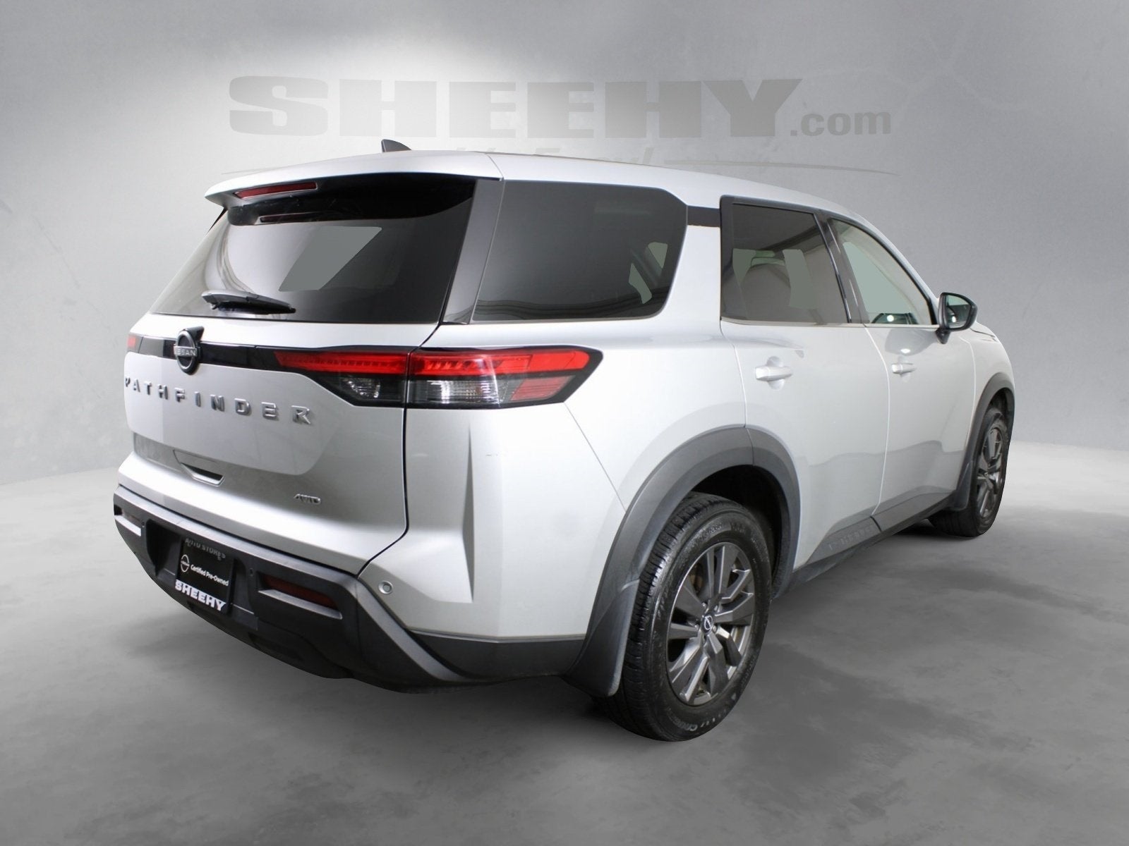 2024 Nissan Pathfinder S