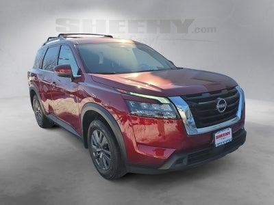 2024 Nissan Pathfinder SV