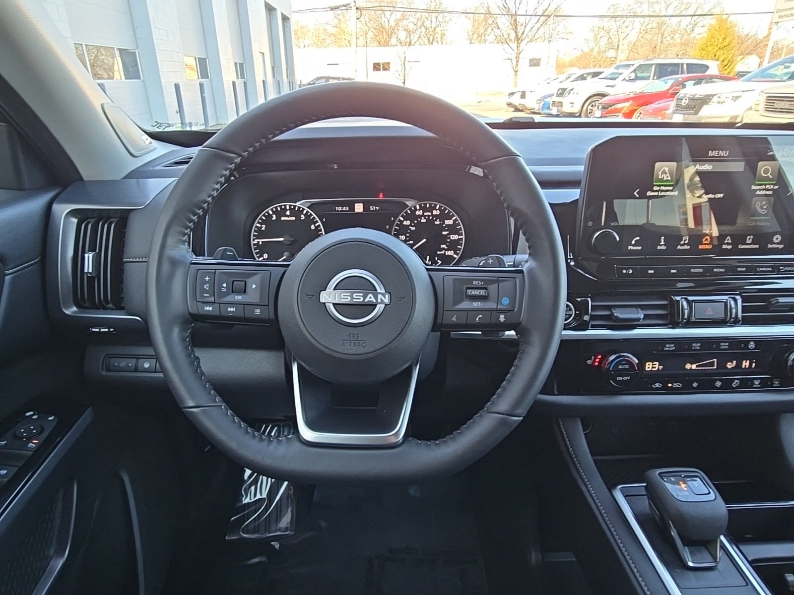 2024 Nissan Pathfinder SL