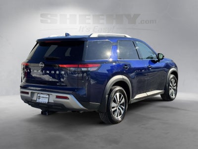 2022 Nissan Pathfinder SL