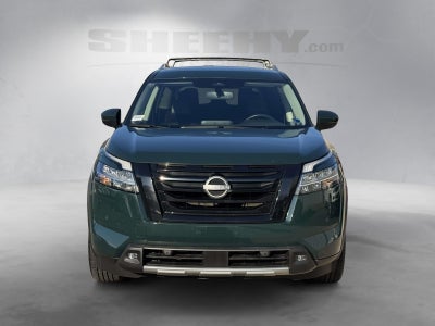 2022 Nissan Pathfinder SL