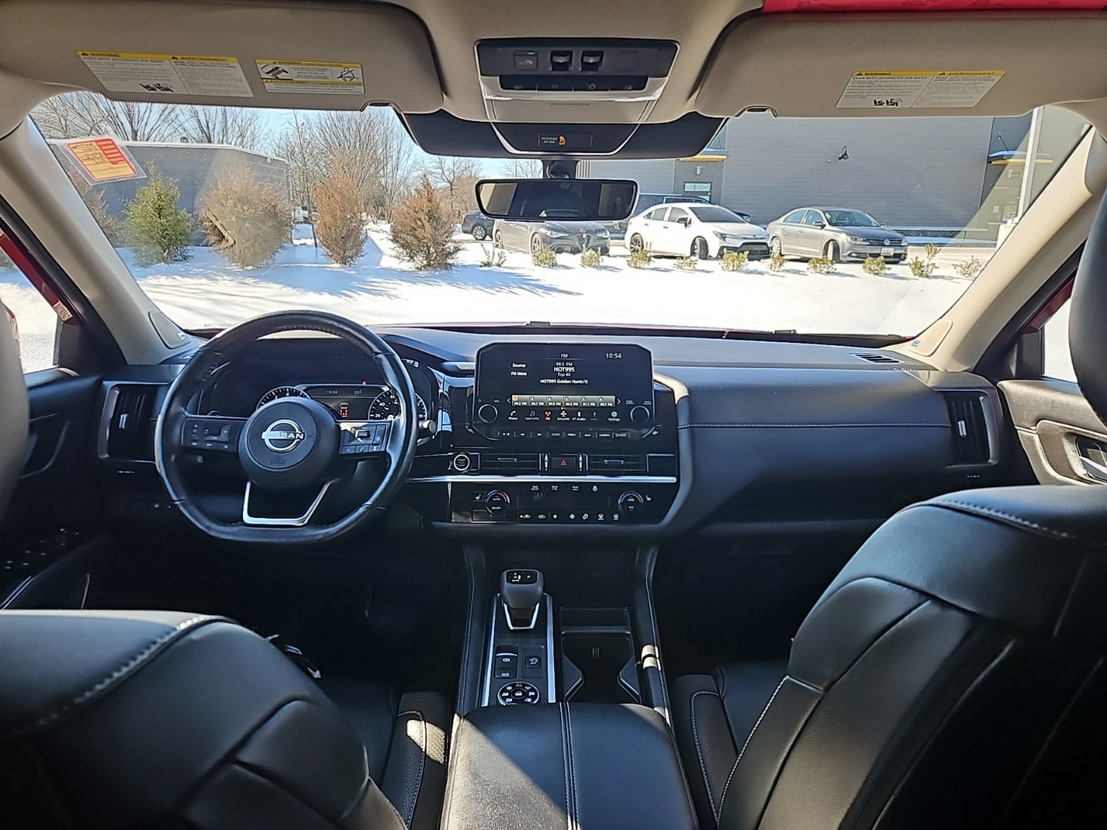 2024 Nissan Pathfinder SL